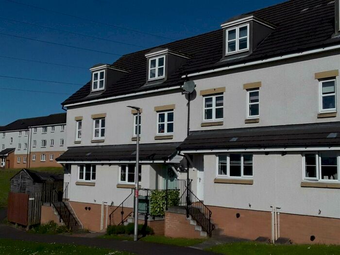 4 Bedroom Town House To Rent In Greenshank Drive, Dunfermline, KY11