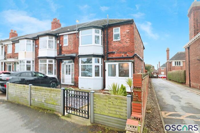 3 Bedroom Terraced House For Sale In Pickering Road, Hull, HU4