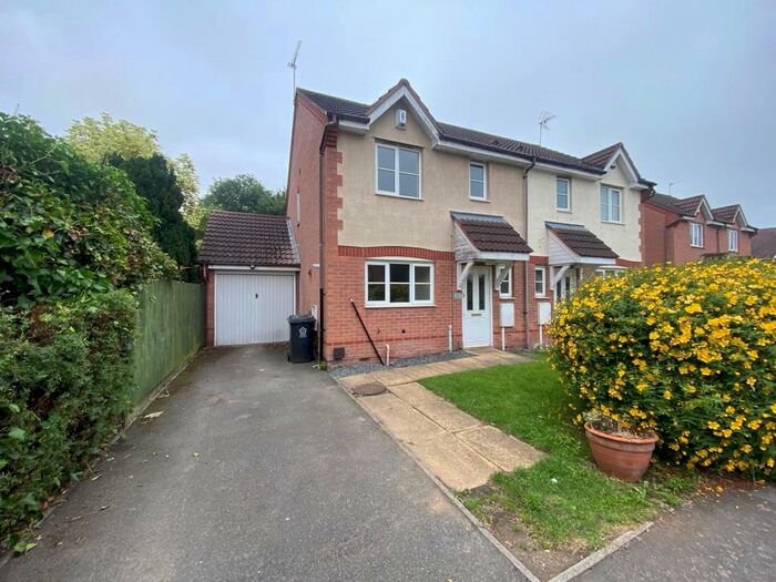 3 Bedroom Semi-Detached House To Rent In Stanier Drive, Barkbythorpe, Leicester, LE4