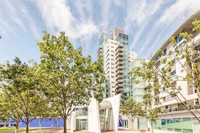1 Bedroom Flat To Rent In Empire Square West, Borough, SE1
