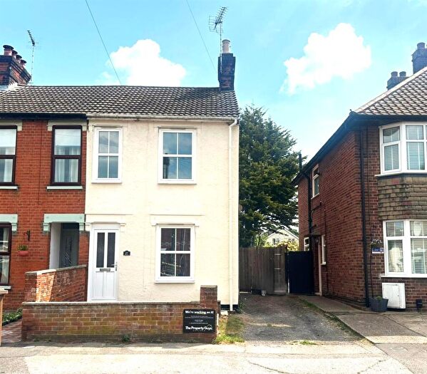 2 Bedroom Semi Detached House For Sale In Parliament Road, Ipswich, IP4