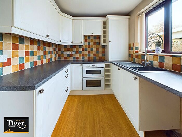 1 Bedroom Semi-Detached Bungalow For Sale In Ashton Close, Ashton-On-Ribble, Preston, PR2