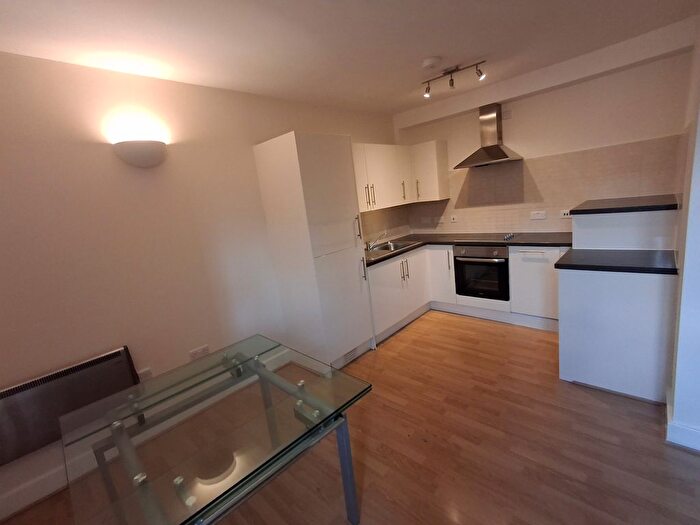 1 Bedroom Flat To Rent In Providence Place, London, N1