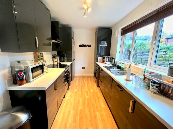 3 Bedroom House To Rent In Dagnall Avenue, Chorlton, M21