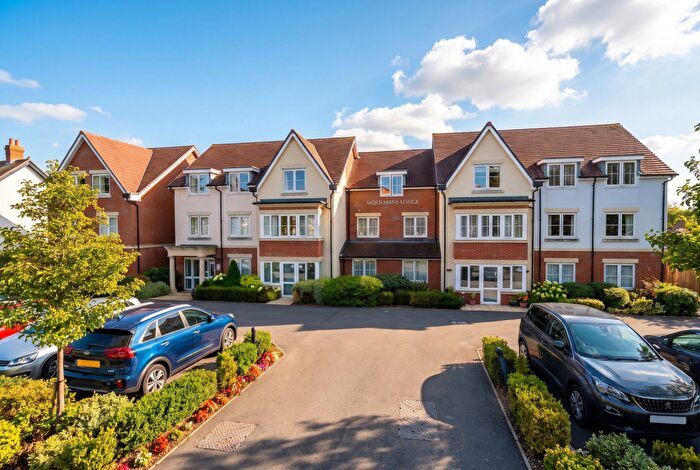 2 Bedroom Flat For Sale In Woolmans Lodge, Solihull Road, Shirley, B90