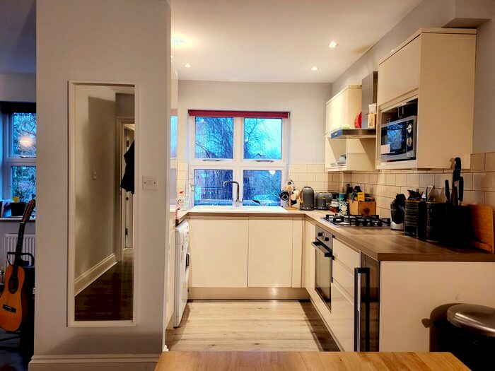 2 Bedroom Flat To Rent In Ivanhoe Road, Liverpool, L17