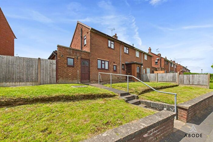 2 Bedroom Semi-Detached House For Sale In Pennycroft Road, Uttoxeter, Staffordshire, ST14