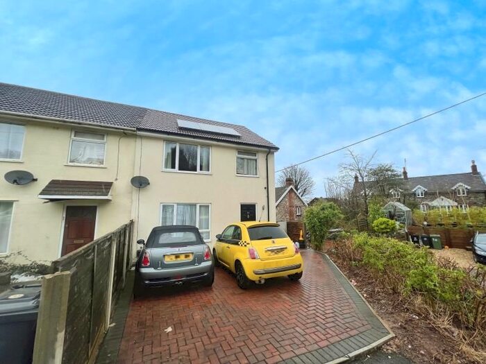 3 Bedroom End Of Terrace House To Rent In Commonfield Road, Lawrence Weston, Bristol, BS11