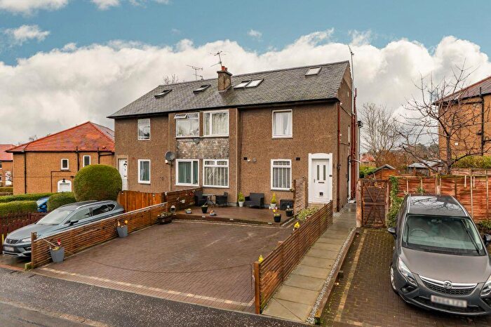 2 Bedroom Flat For Sale In Colinton Mains Road, Edinburgh, EH13