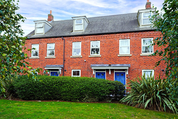 3 Bedroom Town House For Sale In Chiswell Drive, Coalville, Leicestershire, LE67