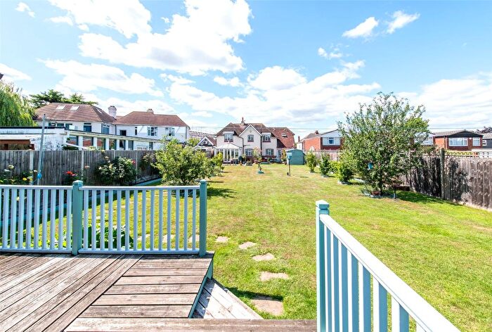 5 Bedroom Detached House For Sale In Singlewell Road, Gravesend, Kent, DA11