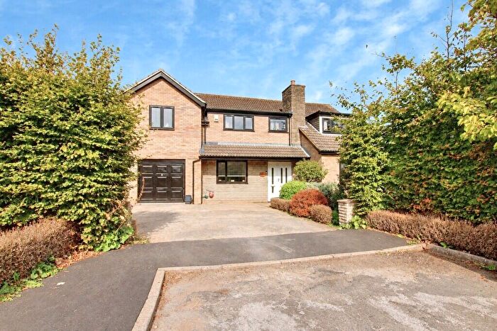 4 Bedroom Detached House For Sale In The Shrubbery, Chatteris, PE16