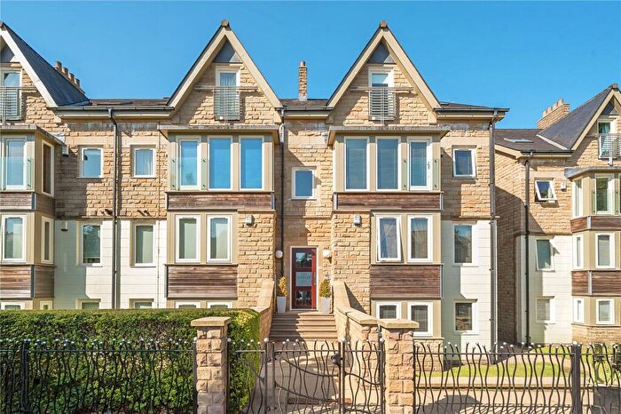 3 Bedroom Apartment For Sale In The Gables, Queen Parade, Harrogate, HG1