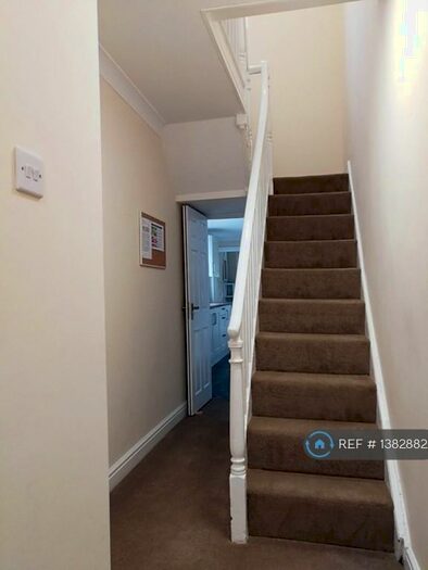 2 Bedroom Terraced House To Rent In Vincent Street, Swansea, SA1