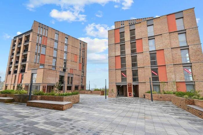 2 Bedroom Flat To Rent In Oberman Road, London, NW10