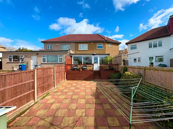5 Bedroom Semi-Detached House For Sale In Grange Hill, Edgware, HA8