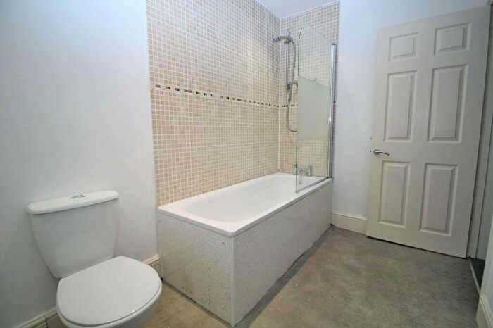 2 Bedroom Apartment To Rent In Old Shoreham Road, Brighton, BN1