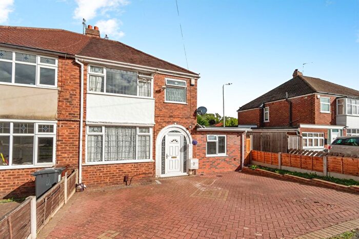 3 Bedroom Semi Detached House For Sale In Crossland Crescent, Claregate, Wolverhampton, WV6