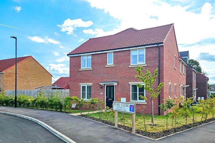 3 Bedroom Semi-Detached House To Rent In Pearl Close, Knaresborough, HG5