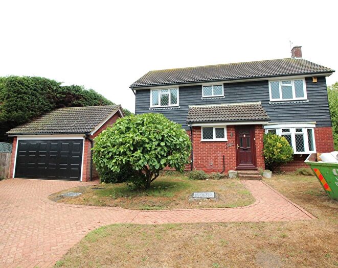 4 Bedroom Detached House To Rent In The Lindens, Stock, CM4