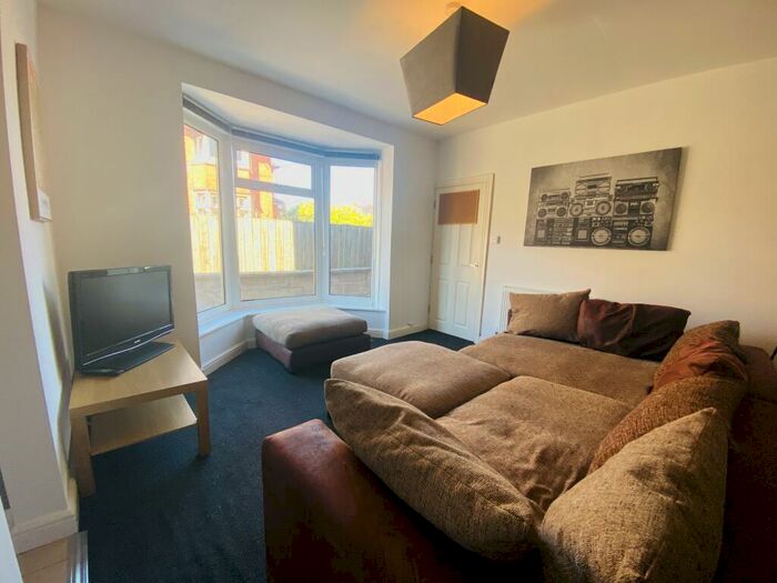 6 Bedroom Detached House To Rent In Pennell Street, Lincoln, LN5