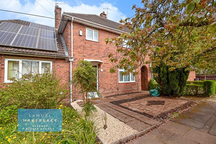 3 Bedroom Town House For Sale In Oliver Road, Hartshill, Stoke-On-Trent, ST4