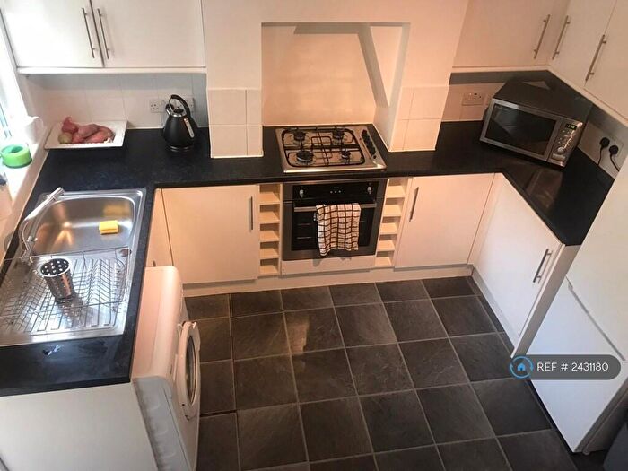 2 Bedroom Terraced House To Rent In Tennyson Road, London, E15