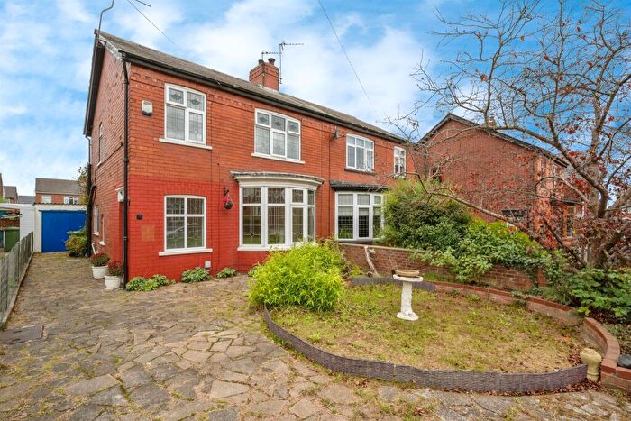 3 Bedroom Semi-Detached House For Sale In Philips Crescent, Scunthorpe, DN15