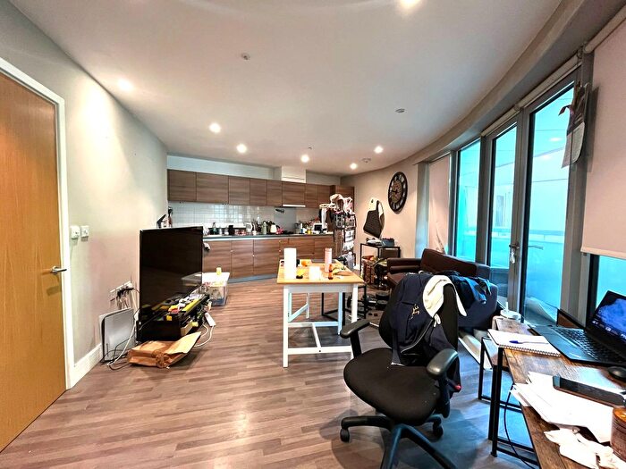 1 Bedroom Flat To Rent In Barking Road, London, E16