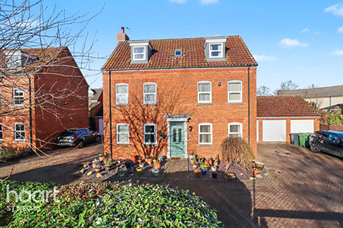 5 Bedroom Detached House For Sale In Beaufort Drive, Buckden, PE19