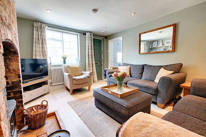 3 Bedroom Cottage For Sale In Main Street, Mowsley, LE17