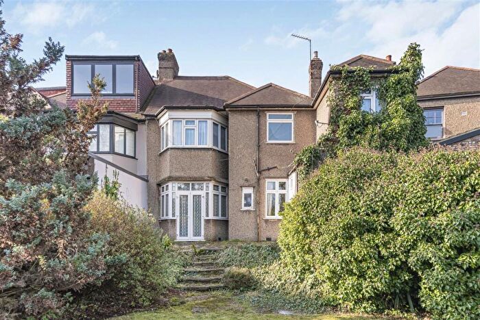 4 Bedroom Semi Detached House For Sale In Chambers Lane, NW10