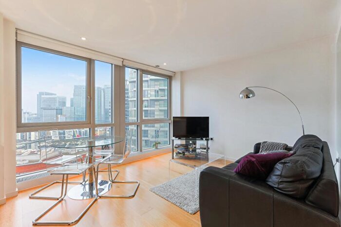 Apartment To Rent In Ontario Tower, New Providence Wharf, E14