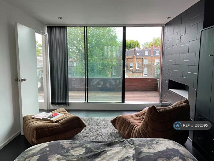 4 Bedroom Flat To Rent In Jamestown Road, London, NW1