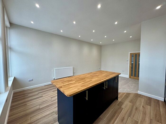 1 Bedroom Flat To Rent In Fore Street, Exeter, EX3
