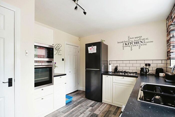 2 Bedroom Semi-Detached House For Sale In Nottingham Road, Hucknall, Nottingham, Nottinghamshire, NG15