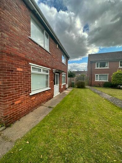 3 Bedroom Property To Rent In Low Grange Avenue, Billingham, TS23