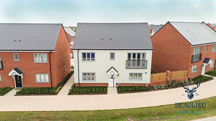 2 Bedroom Maisonette To Rent In Stanley Wilks Crescent, Beaulieu Park, CM1