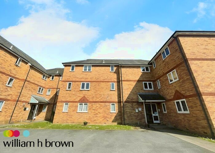 2 Bedroom Flat To Rent In Bignell Croft, Highwoods, Colchester, CO4