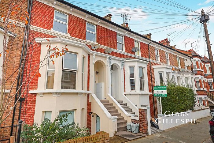 1 Bedroom Flat To Rent In Curwen Road, London, W12