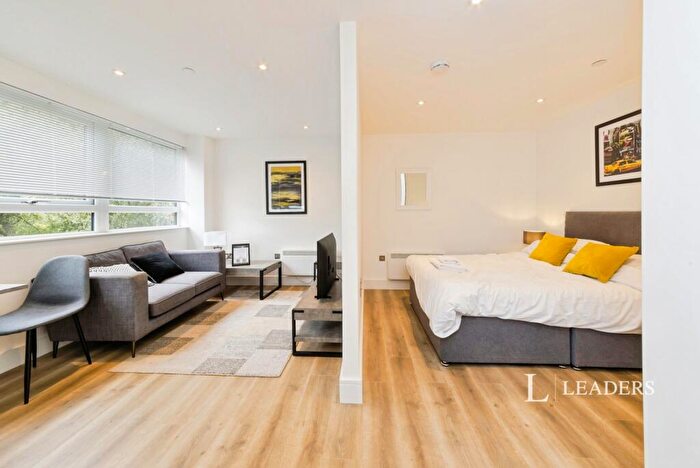 Studio To Rent In Wood Street, East Grinstead, West Sussex, RH19