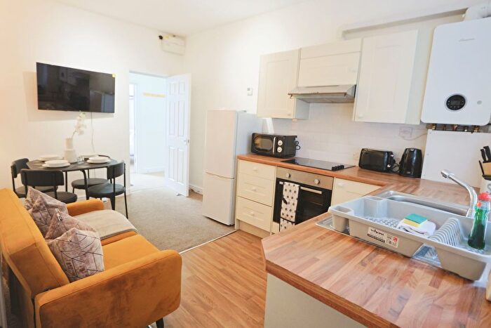 1 Bedroom Flat To Rent In St. Michaels Hill, Bristol, BS2