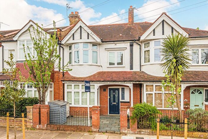 3 Bedroom Property To Rent In Kilmorey Gardens, St Margarets, TW1