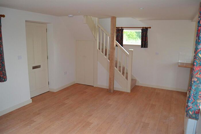 1 Bedroom Detached House To Rent In The Lodge, Carlton Curlieu Manor, LE8