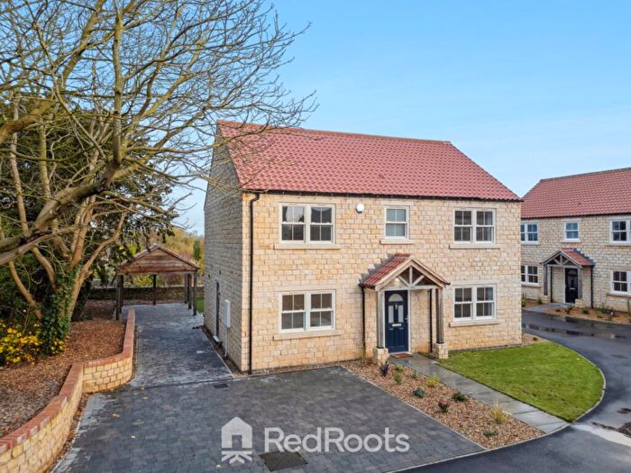 4 Bedroom Detached House For Sale In Roxby, Scunthorpe, Lincolnshire, DN15