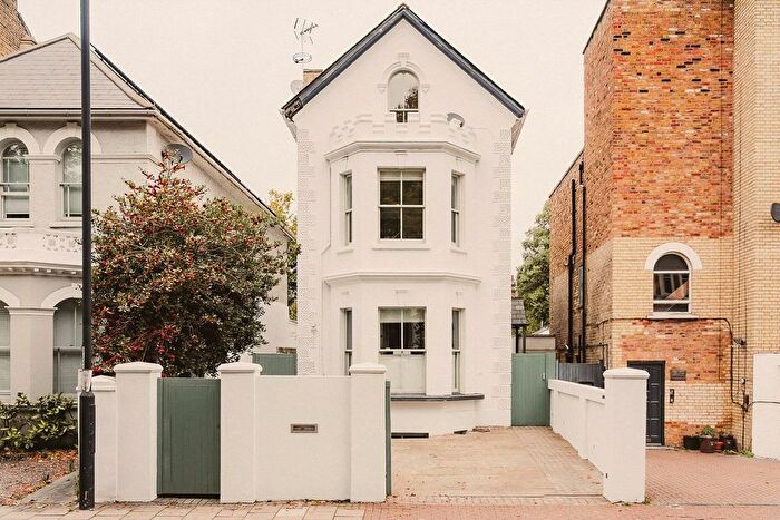 5 Bedroom Terraced House To Rent In North Side, Wandsworth, SW18