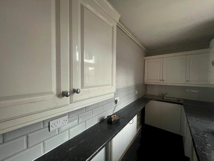 4 Bedroom Property To Rent In Nowell Terrace, Leeds, LS9