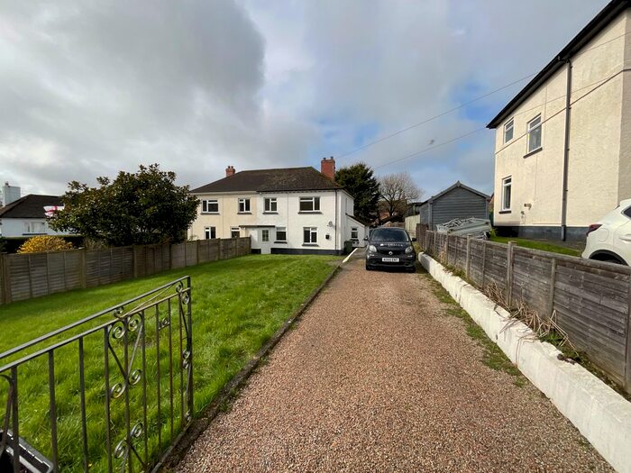 3 Bedroom Semi-Detached House To Rent In Pins Park, Holsworthy, Devon, EX22