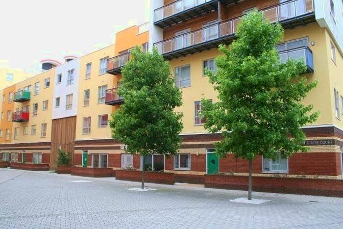 2 Bedroom Maisonette To Rent In Teal Street, London, SE10