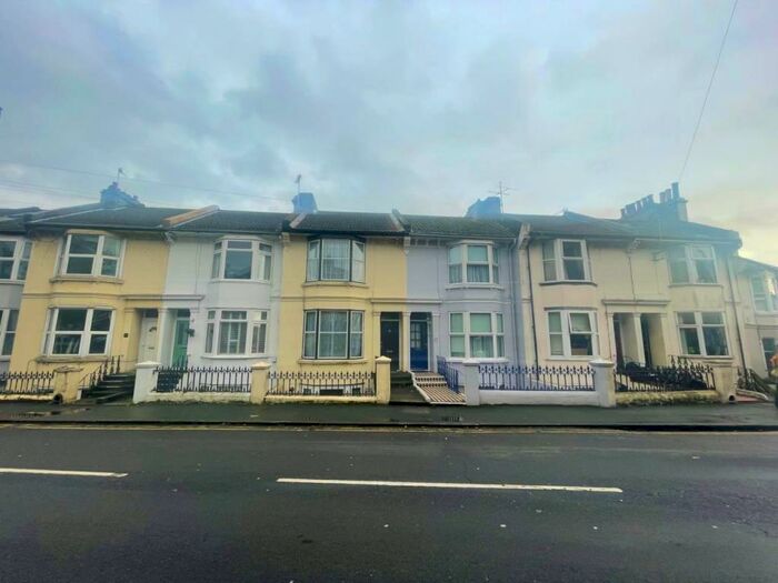 1 Bedroom Flat To Rent In Upper Lewes Road, Brighton, BN2